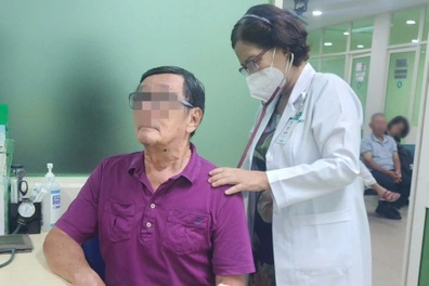 Những "lời than" của cơ thể cảnh báo trầm cảm ở người cao tuổi