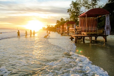 Ngắm mặt trời ở Cô Tô