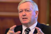 Nhà ngoại giao Anh bị “tố” làm gián điệp cho Trung Quốc