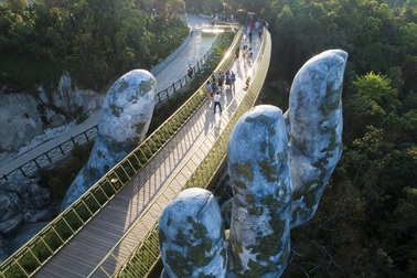 “Bốc hơi” 7 tỷ USD vì dịch bệnh, ngành du lịch phải làm gì để vượt qua?