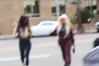 Blac Chyna giản dị ra phố