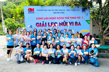 Giao lưu 2 Ban Nữ công DVK và Xí nghiệp Khí VSP