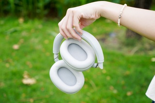 Trải nghiệm Sony WH-1000XM6: Đối thủ của Apple AirPods Max - 5