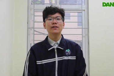 Gặp nam sinh Chuyên Ngữ cá tính là chủ nhân vé vàng Chung kết ĐLĐ Olympia