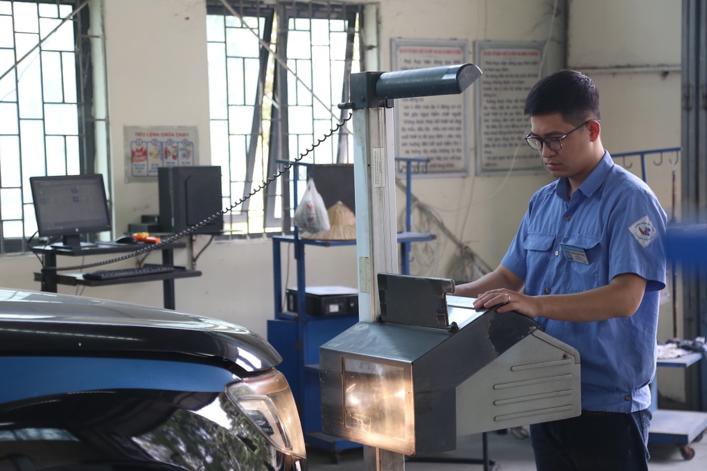 Bộ GTVT đề xuất ban hành thông tư về đăng kiểm theo thủ tục rút gọn - 1 Bộ GTVT đề xuất ban hành thông tư về đăng kiểm theo thủ tục rút gọn - 1