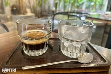 Lo bị tính phí bản quyền, nhiều quán cà phê "né" nhạc có lời