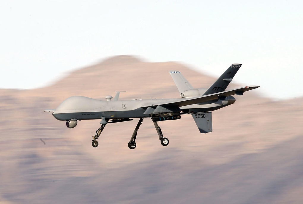 Houthi bắn rơi UAV Mỹ, đe dọa đốt cháy chiến sự Gaza - 1 Houthi bắn rơi UAV Mỹ, đe dọa đốt cháy chiến sự Gaza - 1