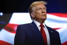 Ông Trump nói ông Zelensky đã "bận ngủ, không tiếp Bộ trưởng Tài chính Mỹ"