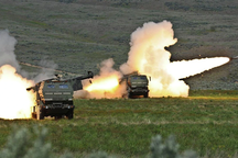 Ukraine nhận thêm tên lửa, dồn dập tấn công vùng ly khai Donetsk