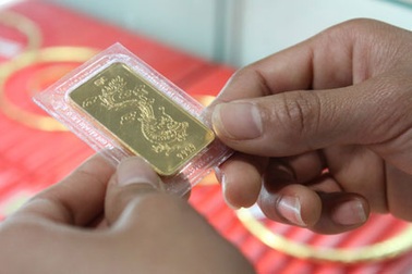 "Không nên cấm hoàn toàn" việc kinh doanh vàng miếng