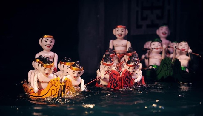 TM mua roi nuoc