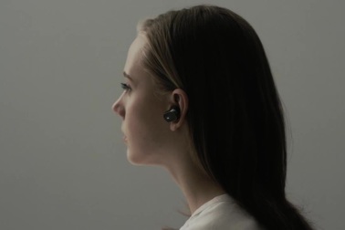 Sony giới thiệu mẫu tai nghe Xperia Ear