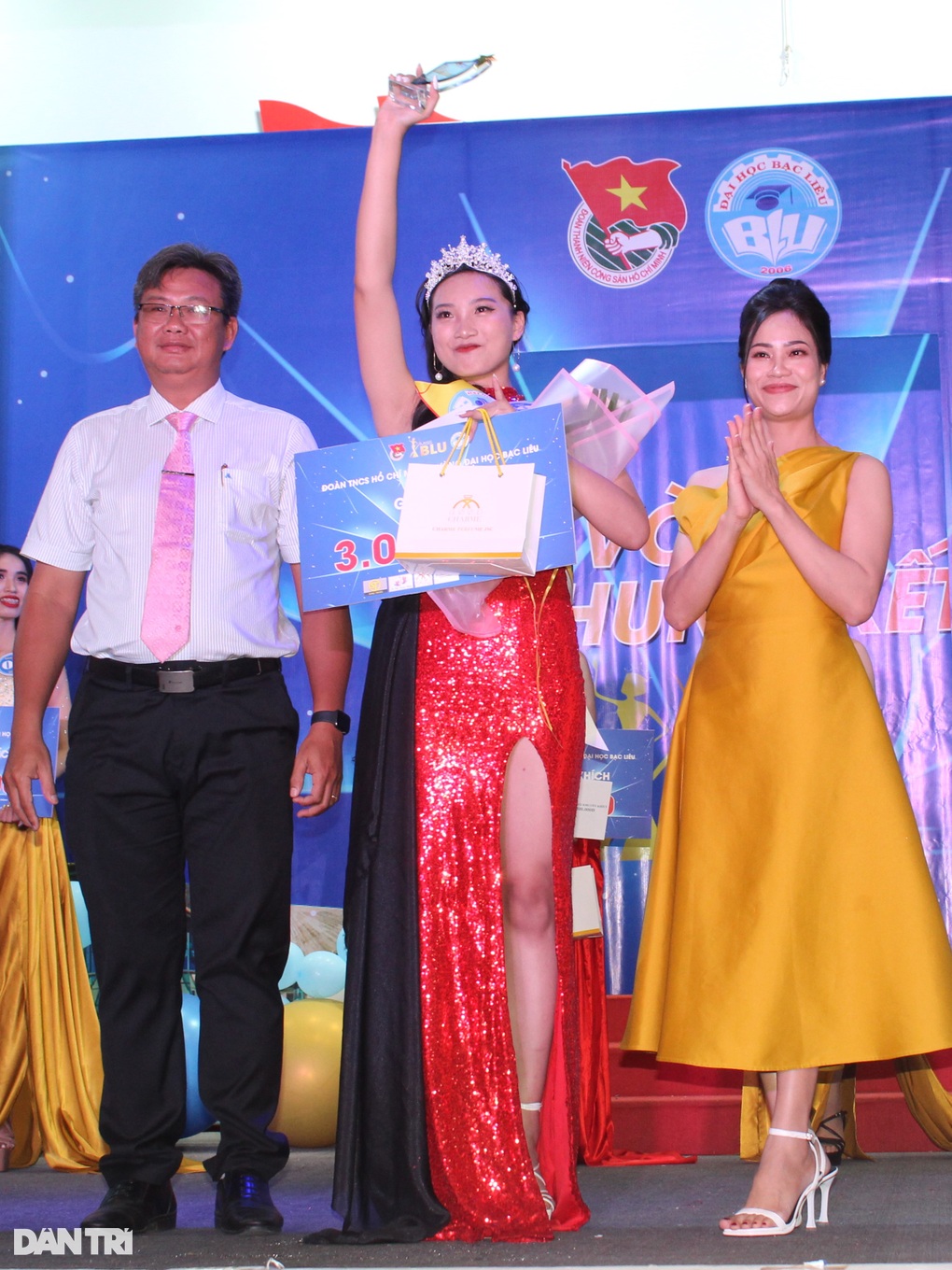 Tân Hoa khôi Trường Đại học Bạc Liêu là nữ sinh ngành mầm non cao 1m75 - 7 Tân Hoa khôi Trường Đại học Bạc Liêu là nữ sinh ngành mầm non cao 1m75 - 7