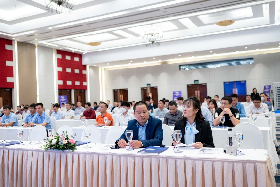 Midea HVAC tổ chức hội thảo về hệ thống điều hòa trung tâm VRF - 2 Midea HVAC tổ chức hội thảo về hệ thống điều hòa trung tâm VRF - 2