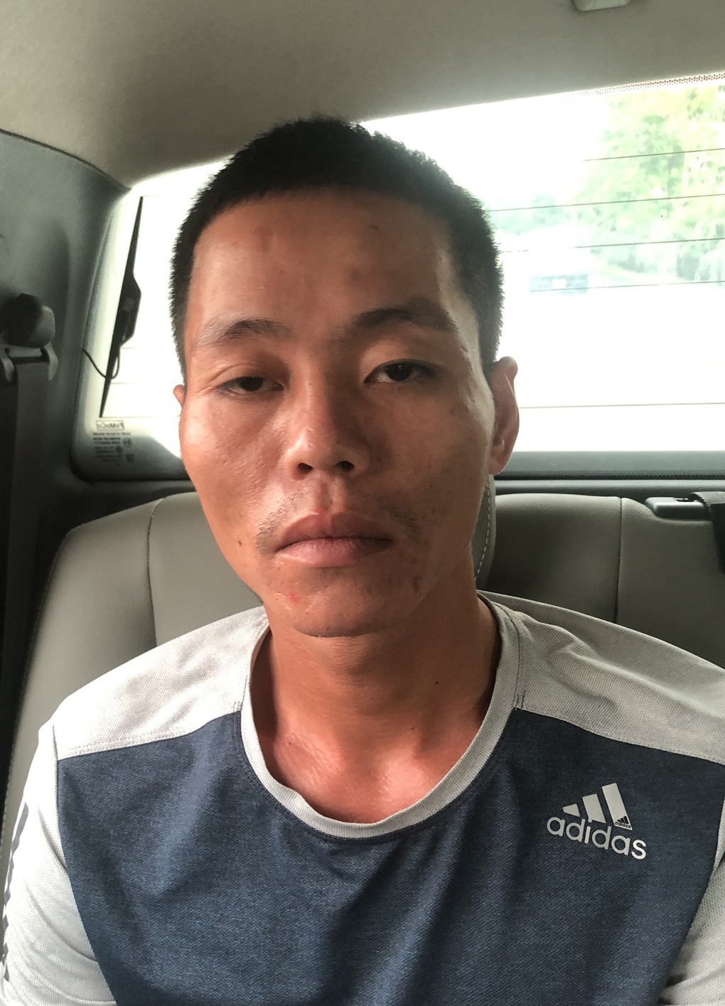 Khởi tố đối tượng vờ giúp đỡ rồi hiếp dâm thiếu nữ 17 tuổi - 1 Khởi tố đối tượng vờ giúp đỡ rồi hiếp dâm thiếu nữ 17 tuổi - 1