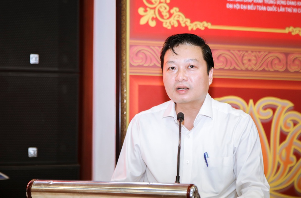 Trao thưởng cho lực lượng bắt giữ thành công đối tượng bắn 2 người tử vong - 1 Trao thưởng cho lực lượng bắt giữ thành công đối tượng bắn 2 người tử vong - 1