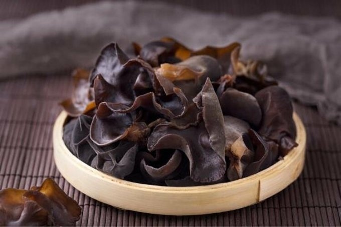 Mộc nhĩ là một trong những thực phẩm nên ăn hậu Covid-19 để bổ phổi. Ảnh: Bác sĩ cung cấp