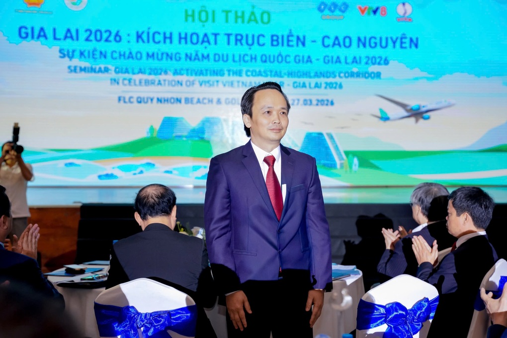 Ông Trịnh Văn Quyết xuất hiện tại một sự kiện ở Gia Lai - 1 Ông Trịnh Văn Quyết xuất hiện tại một sự kiện ở Gia Lai - 1