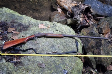 Thông tin làm rõ cái chết nhiều bất thường của người đàn ông trong rừng