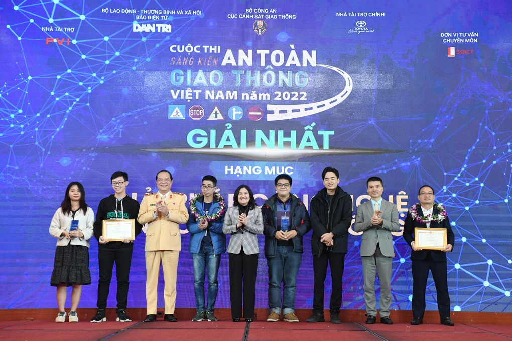 Kỳ vọng từ người thắng cuộc thi Sáng kiến An toàn giao thông 2022 - 1 Kỳ vọng từ người thắng cuộc thi Sáng kiến An toàn giao thông 2022 - 1