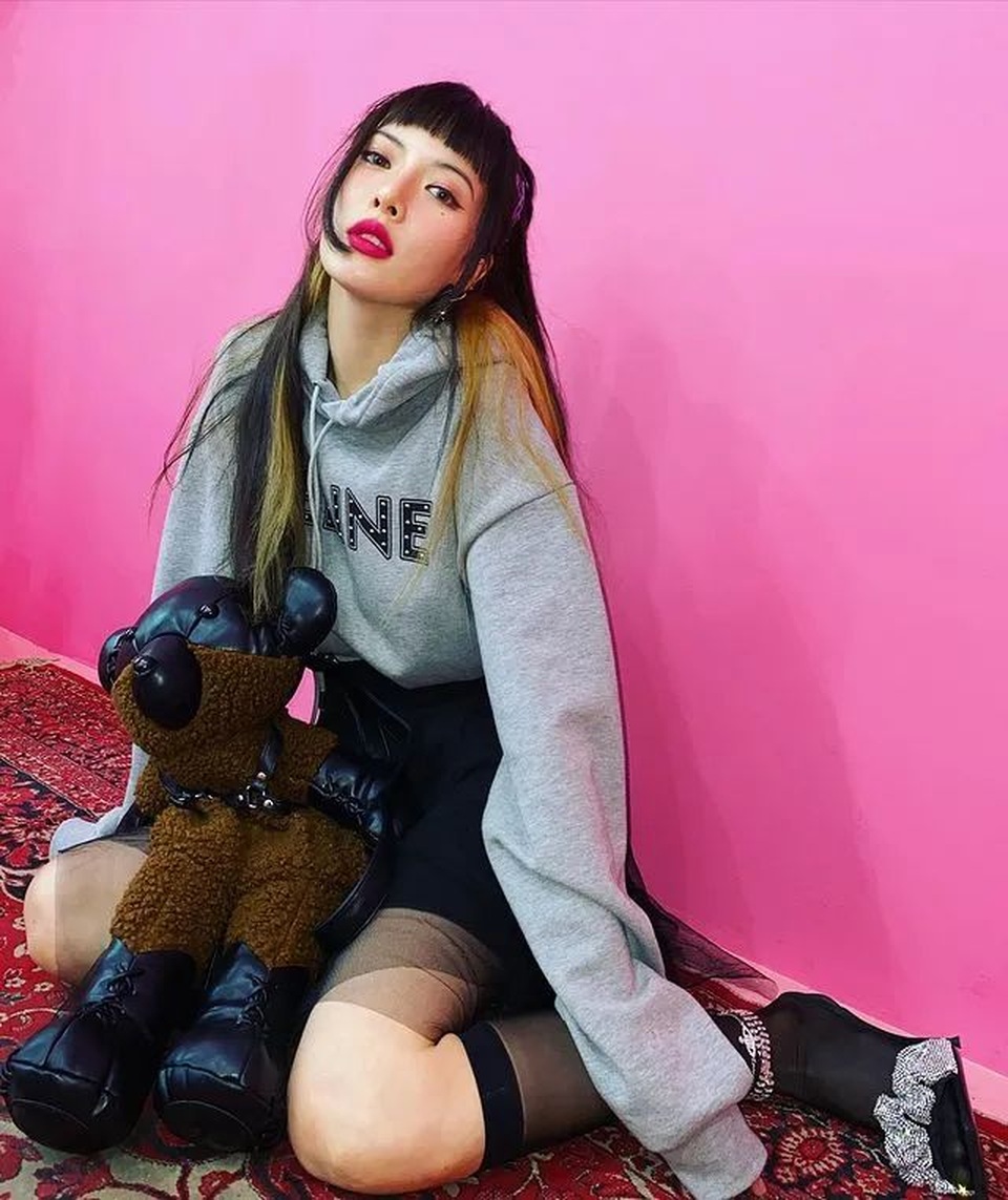 Phong cách nóng bỏng của biểu tượng gợi cảm xứ Hàn HyunA - 11 Phong cách nóng bỏng của biểu tượng gợi cảm xứ Hàn HyunA - 11