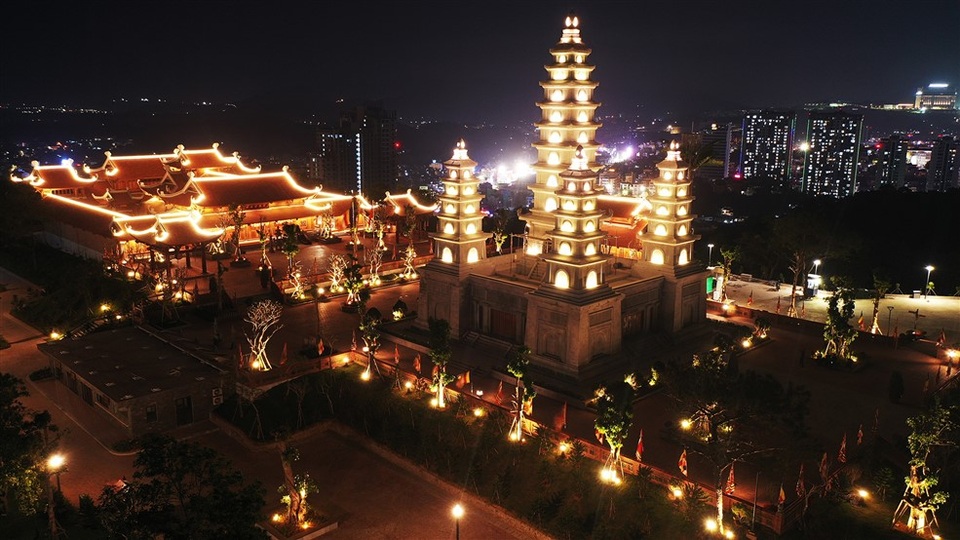 Khám phá hai nền văn hóa phương Đông ở Sun World Halong Complex - 2 Khám phá hai nền văn hóa phương Đông ở Sun World Halong Complex - 2