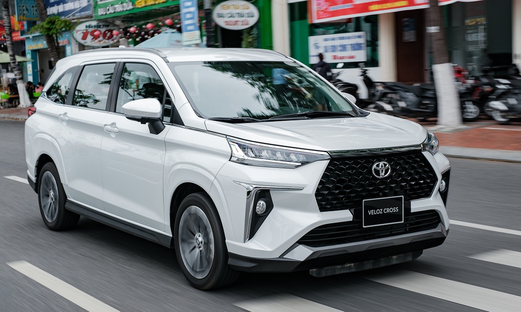 Rộ tin Toyota Veloz Cross tăng giá tại đại lý và sẽ lắp ráp ở Việt Nam - 1 Rộ tin Toyota Veloz Cross tăng giá tại đại lý và sẽ lắp ráp ở Việt Nam - 1