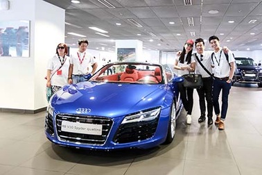 Audi Việt Nam đưa khách hàng đến Dubai trải nghiệm đua xe