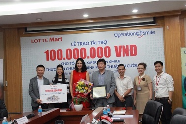 LOTTE Mart đồng hành cùng Operation Smile mang nụ cười đến các em nhỏ