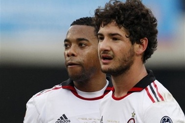 Hàng công của AC Milan: Cái khó của Allegri?