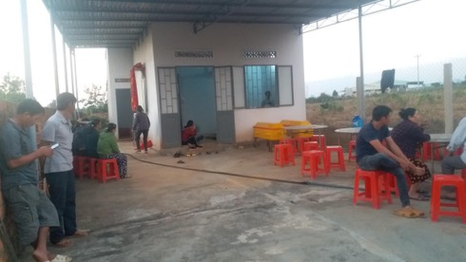 Về nhà ngoại chơi, 2 anh em ruột đuối nước thương tâm - 1 Về nhà ngoại chơi, 2 anh em ruột đuối nước thương tâm - 1