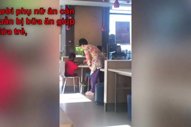 Hành động đẹp của người phụ nữ với 2 đứa trẻ ăn xin