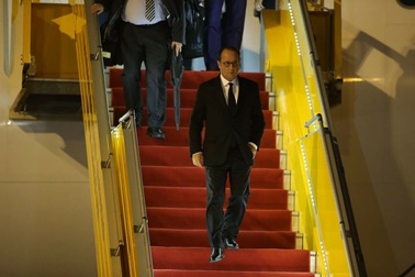 Tổng thống Pháp François Hollande đến TPHCM