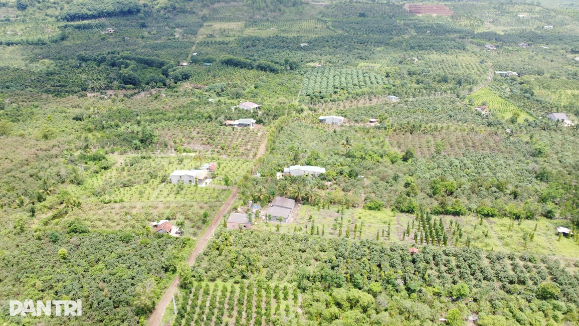 Rầm rộ khoan giếng, làm nhà… chờ dự án nghìn tỷ - 1 Rầm rộ khoan giếng, làm nhà… chờ dự án nghìn tỷ - 1