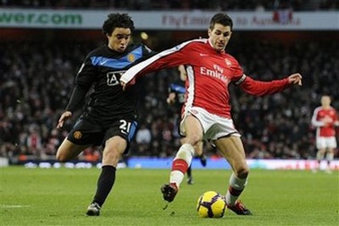 Bendtner và Fabregas hạ quyết tâm thắng Chelsea