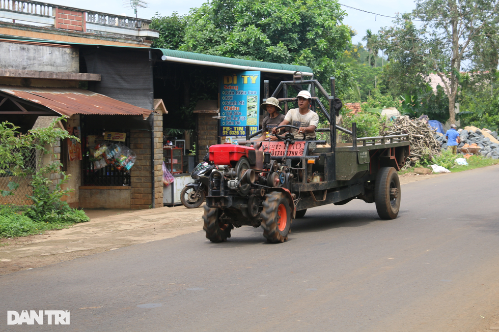 Nguyên Bí thư Tỉnh ủy Đắk Lắk: Đồng bào không nhẹ dạ nghe theo kẻ xấu - 7