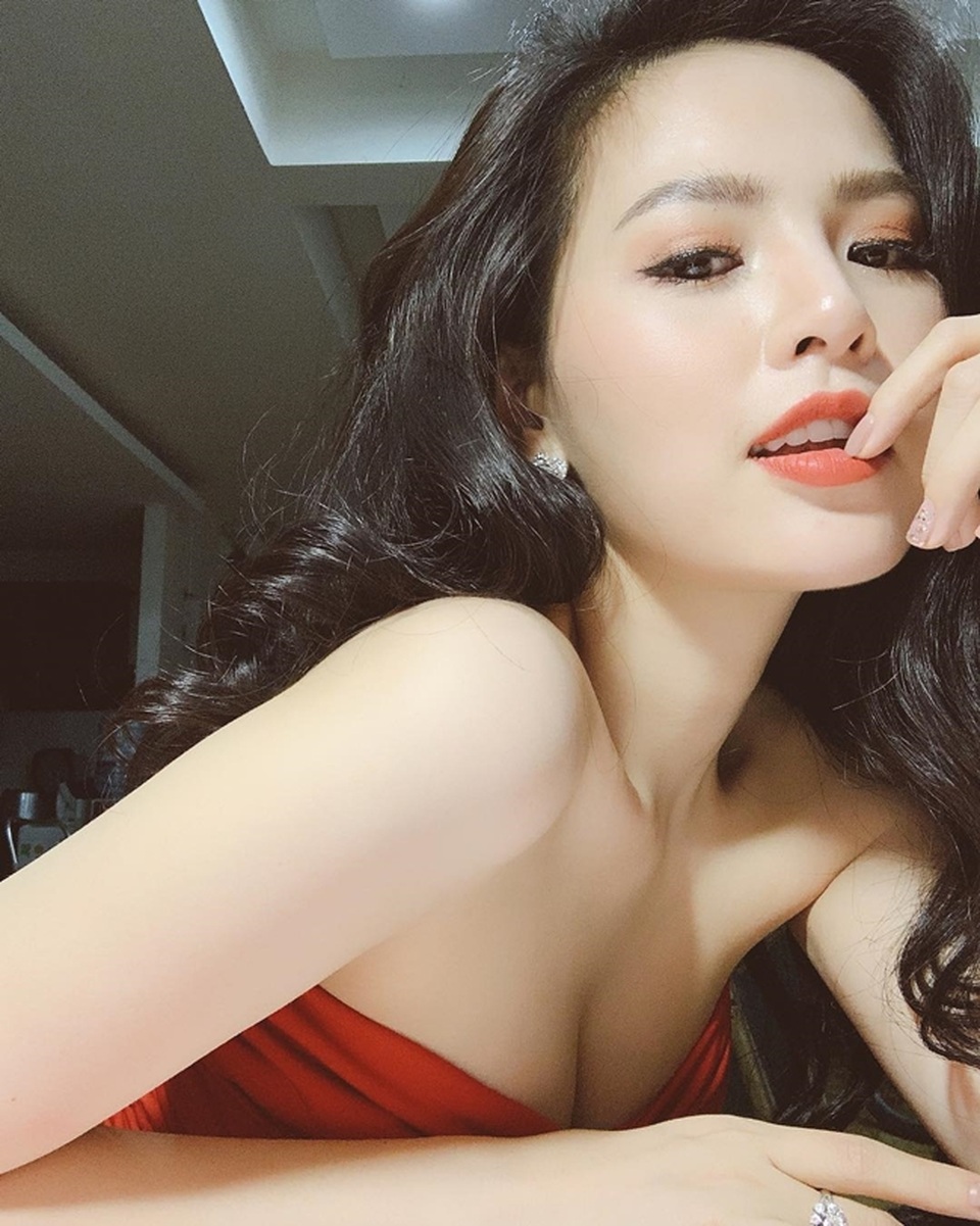 2 thánh nữ Mì Gõ quần quật trong phòng gym nên đường cong đẹp mê hồn - 5 2 thánh nữ Mì Gõ quần quật trong phòng gym nên đường cong đẹp mê hồn - 5