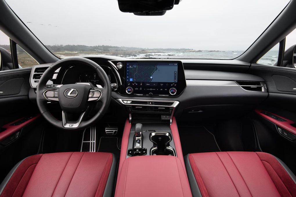RX - xe bán chạy nhất của Lexus ra mắt phiên bản mới tại Việt Nam - 3 RX - xe bán chạy nhất của Lexus ra mắt phiên bản mới tại Việt Nam - 3