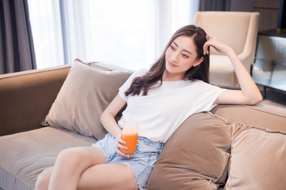 Hoa hậu Lương Thùy Linh khoe nhà mới mua sau 2 năm đăng quang - 7 Hoa hậu Lương Thùy Linh khoe nhà mới mua sau 2 năm đăng quang - 7