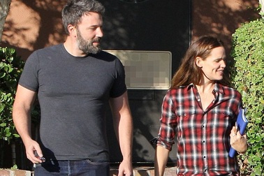 Ben Affleck liên tục tái ngộ Jennifer Garner