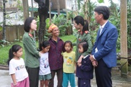 Khởi công công trình nhân ái tặng người phụ nữ mơ nền nhà cao chống lụt