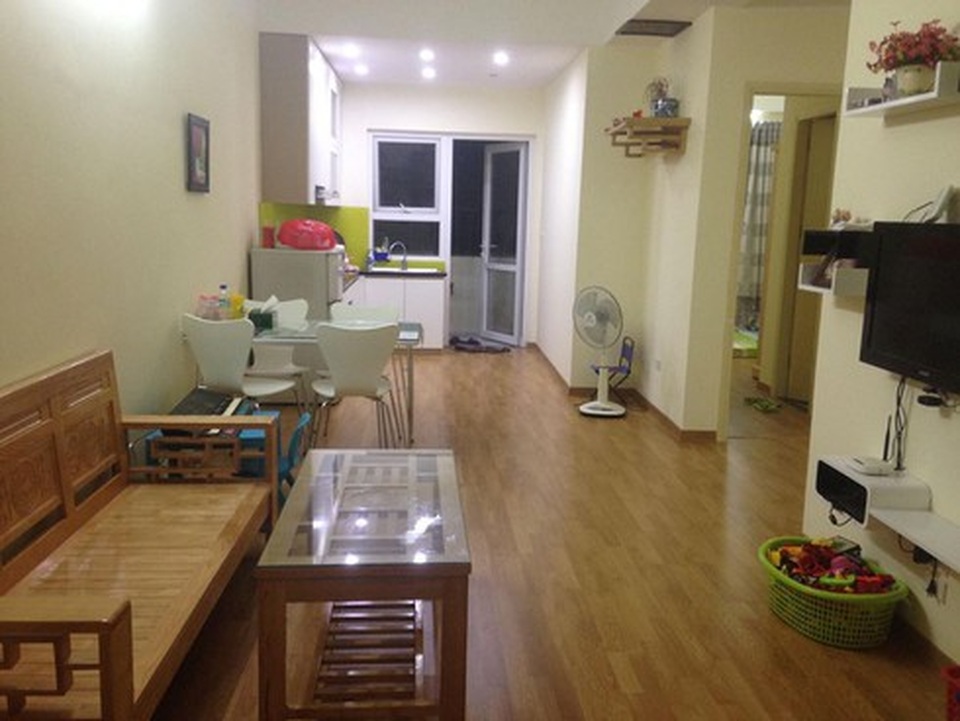 Chỉ 200 triệu đồng, vợ chồng trẻ đánh liều mua nhà tiền tỷ ở Hà Nội - 1 Chỉ 200 triệu đồng, vợ chồng trẻ đánh liều mua nhà tiền tỷ ở Hà Nội - 1
