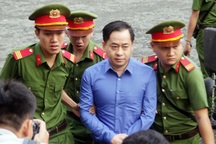 Phan Văn Anh Vũ vắng mặt trong phiên tòa xét xử “siêu lừa”