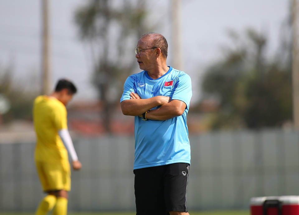 HLV Park Hang Seo đăm chiêu, tính kế chờ đấu U23 Jordan - 8