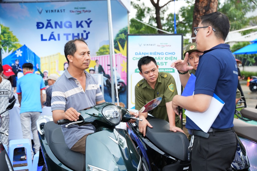 Cơ hội trải nghiệm, sở hữu xe máy điện cho người lao động Bình Dương - 4 Cơ hội trải nghiệm, sở hữu xe máy điện cho người lao động Bình Dương - 4
