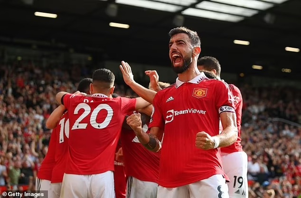 Erling Haaland đáng sợ như thế nào đối với hàng thủ Man Utd? - 3 Erling Haaland đáng sợ như thế nào đối với hàng thủ Man Utd? - 3