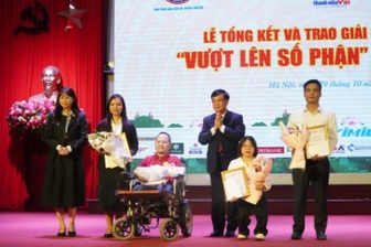 Lan toả những câu chuyện truyền cảm hứng vượt lên số phận