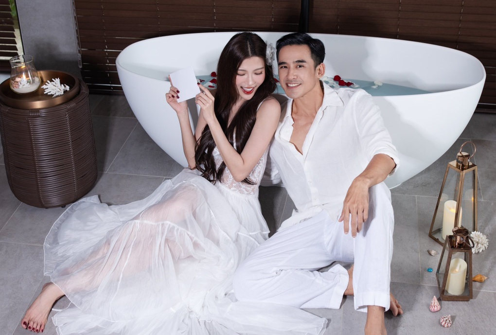 Thúy Diễm khóa môi bạn diễn gây bàn tán, Lương Thế Thành bức xúc thay vợ - 3 Thúy Diễm khóa môi bạn diễn gây bàn tán, Lương Thế Thành bức xúc thay vợ - 3