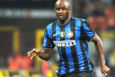 Patrick Vieira “đặt một chân” tới Manchester City