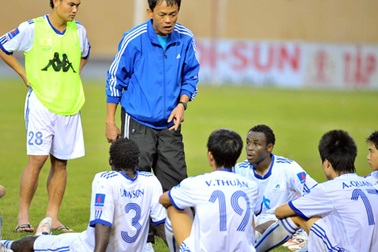 Megastar “tố” đội Nam Định vi phạm hợp đồng